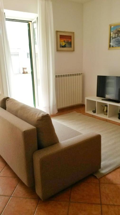 Max And Sun Parking Privato Nel Prezzo Apartment Sanremo Bagian luar foto