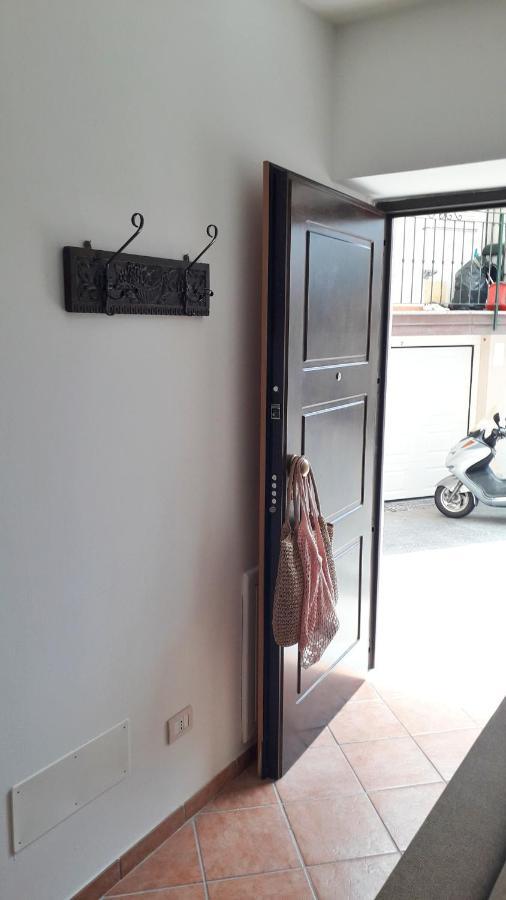 Max And Sun Parking Privato Nel Prezzo Apartment Sanremo Bagian luar foto
