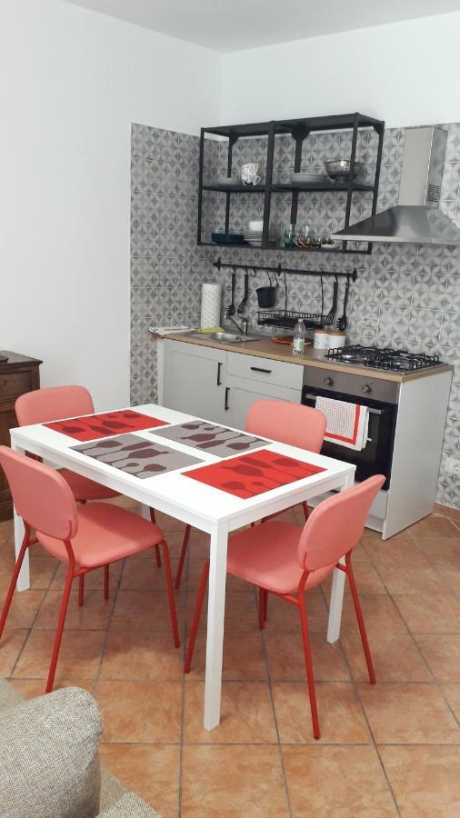 Max And Sun Parking Privato Nel Prezzo Apartment Sanremo Bagian luar foto