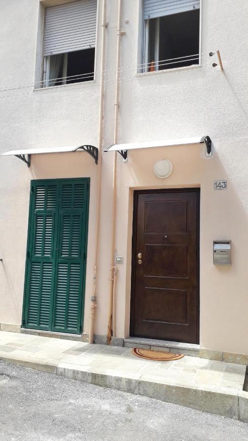 Max And Sun Parking Privato Nel Prezzo Apartment Sanremo Bagian luar foto